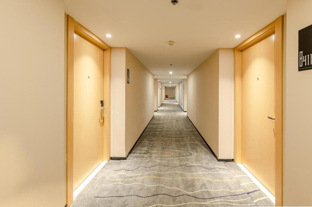 Hotel Comfort Capital Airport Shunyi Metro Station Pequim
