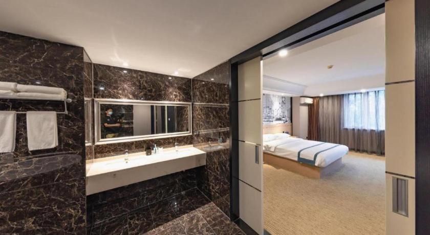 Comfort Capital Airport Shunyi Metro Station Hotel Beijing