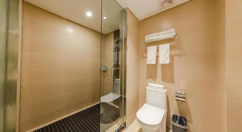 Comfort Capital Airport Shunyi Metro Station Hotel 3*