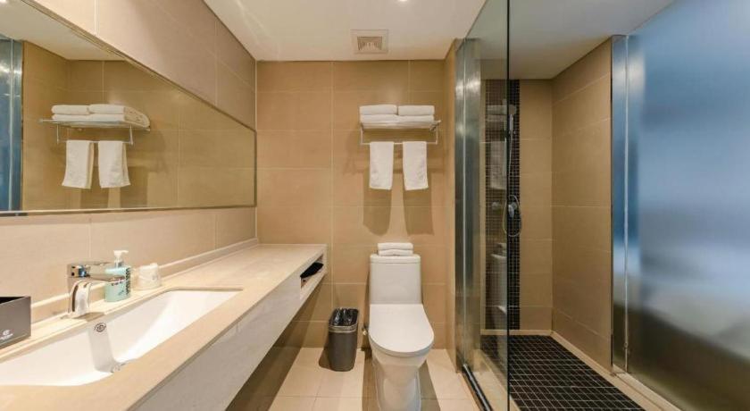 Comfort Capital Airport Shunyi Metro Station 3*