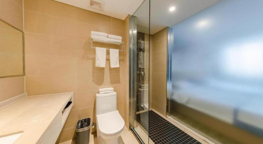 Comfort Capital Airport Shunyi Metro Station 3*