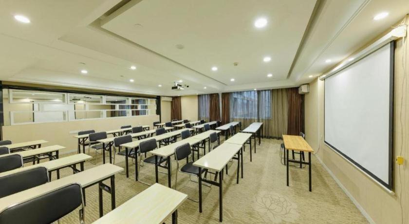 Hotel Comfort Capital Airport Shunyi Metro Station Beijing