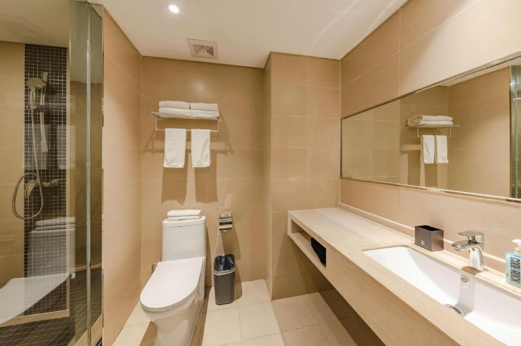 Hotel Comfort Capital Airport Shunyi Metro Station