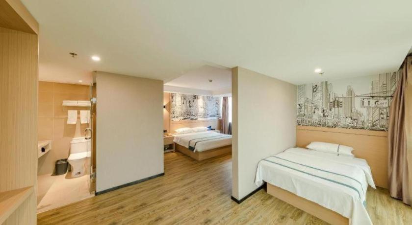 Hotel Comfort Capital Airport Shunyi Metro Station